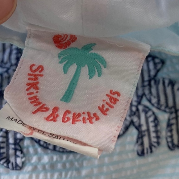 Boy's Shrimp and Grits Seersucker Short Jonjon/Overalls 12M - Picture 2 of 4